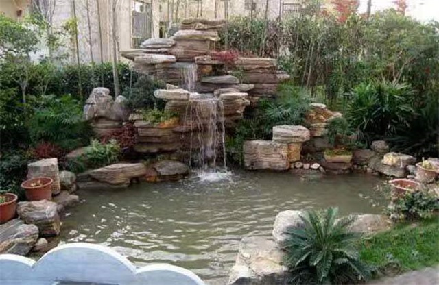 长兴庭院假山鱼池设计
